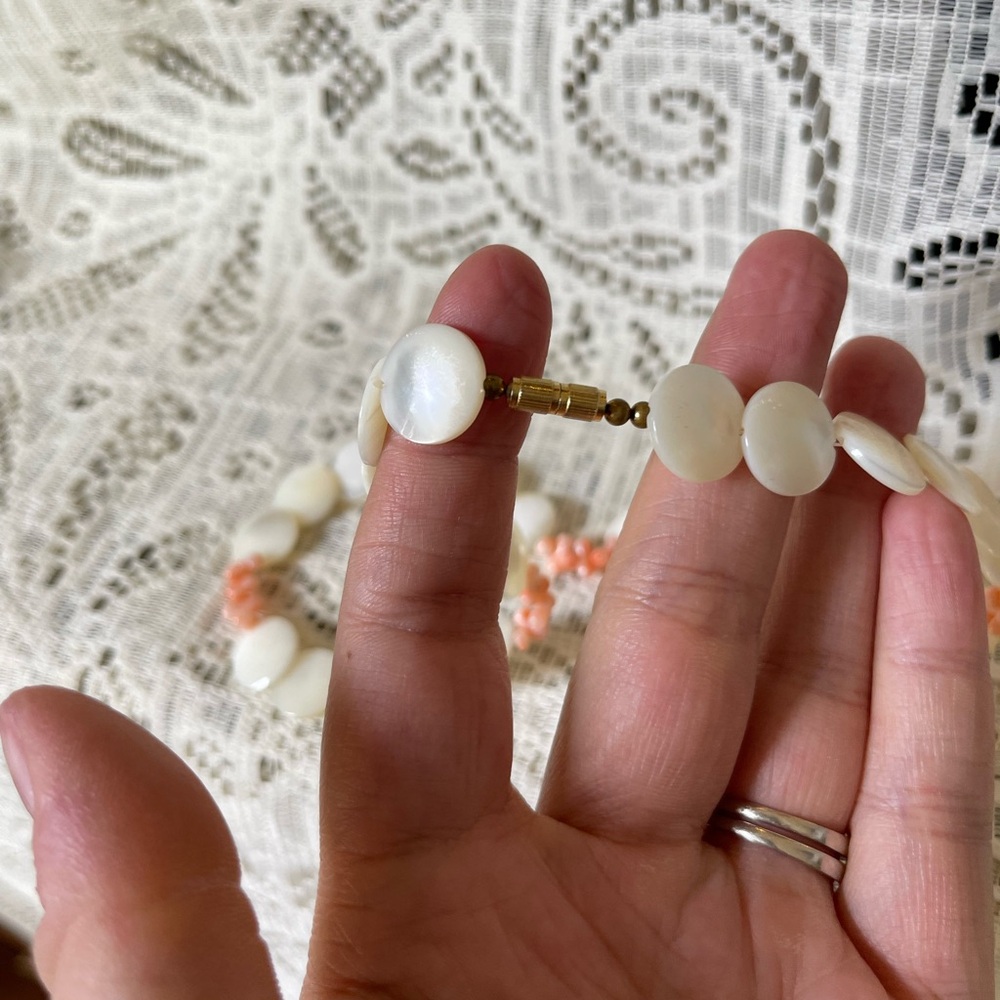 Handcrafted White Shell and Coral Accent Necklace - White & Pink - Picture 3 of 4